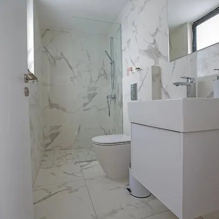The Complete Guide To Renting Your Exclusive Holiday In With Private Pool And Close To The Beach 1707 Willa Protaras